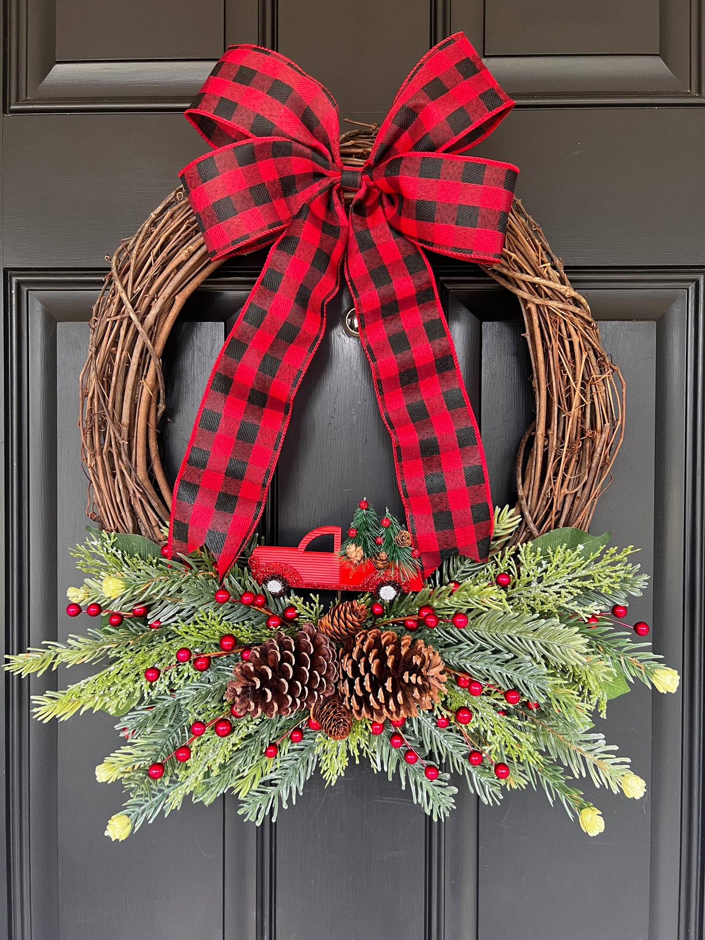 •SOLD OUT!• Dec 3- Holiday Wreath Workshop: Model A Brewing